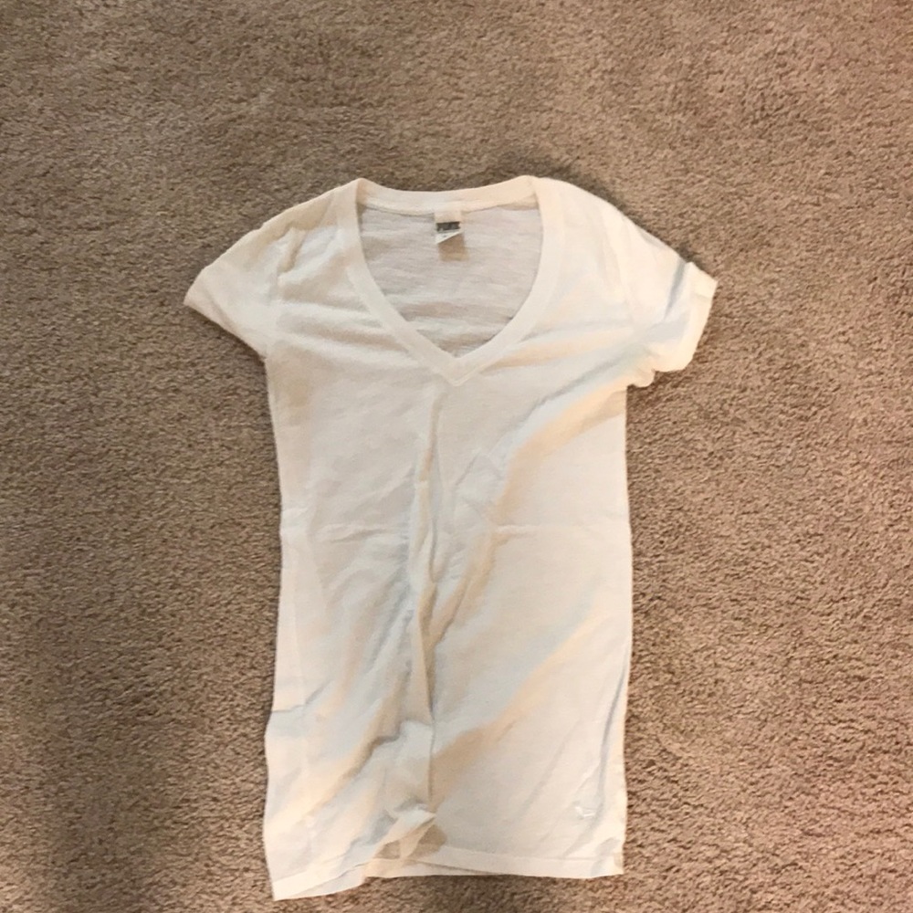 VS Pink v neck shirt